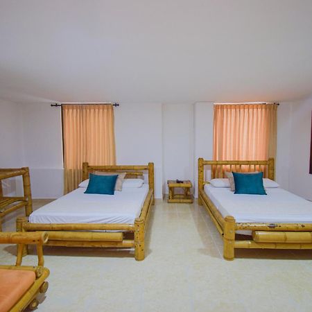 Hotel Toledo Plaza Armenia  Luaran gambar